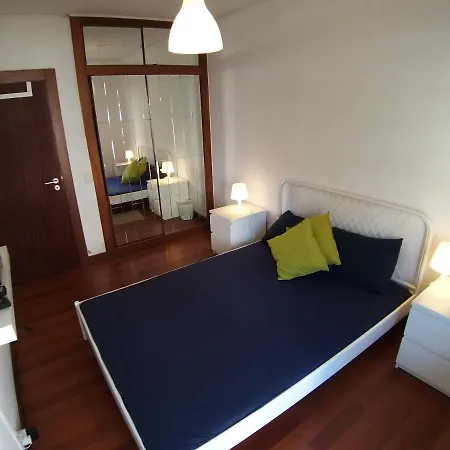 Habitación en casa particular Theorynomad Rooms Al Lisboa Lisboa