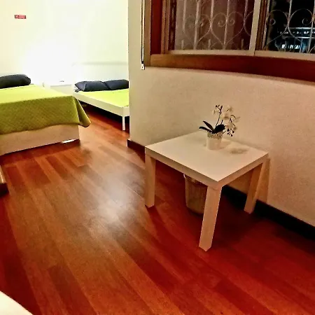 Theorynomad Rooms Al Lisboa Lisboa