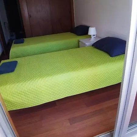 Habitación en casa particular Theorynomad Rooms Al Lisboa Lisboa