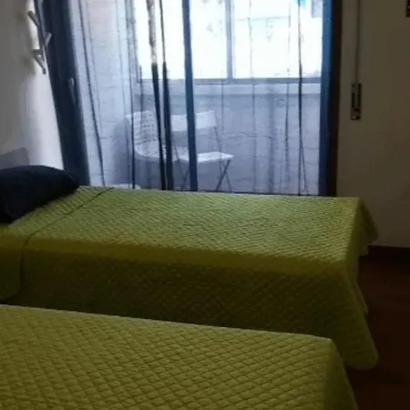 Theorynomad Rooms Al Lisboa Habitación en casa particular Lisboa