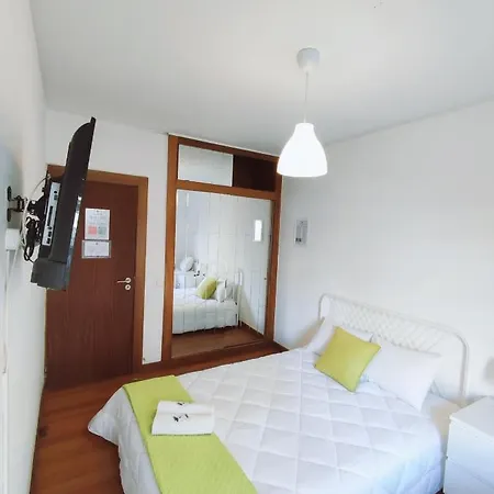 Habitación en casa particular Theorynomad Rooms Al Lisboa